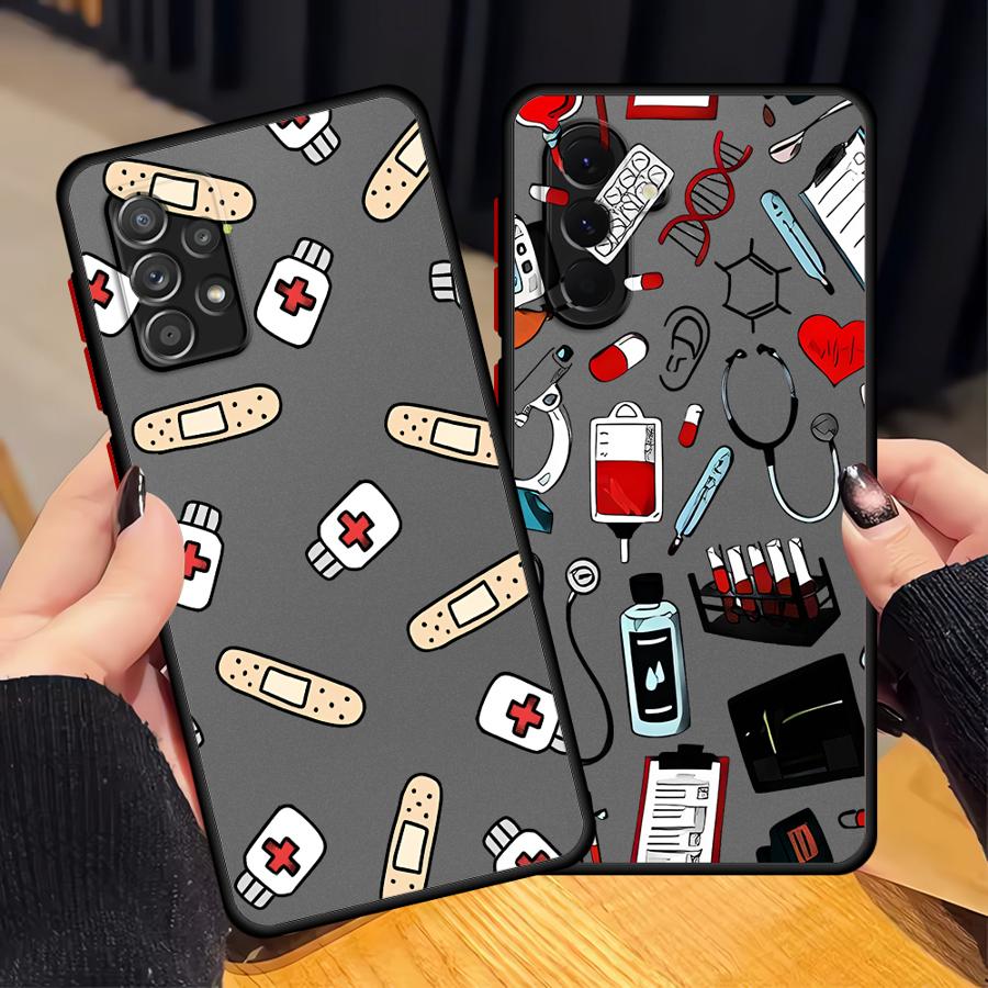 Samsung Galaxy A55 - Coole Verpleegster Medicijnkoffer Telefoonhoesje voor Samsung