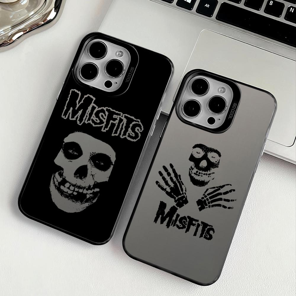Apple Iphone 15 - Misfits Telefoonhoesje voor iPhone 17 16